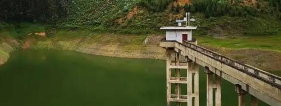 Überwachung von Wasserständen und hydrologischen Informationen mit Modbus Gateway 4-20ma Ausgang