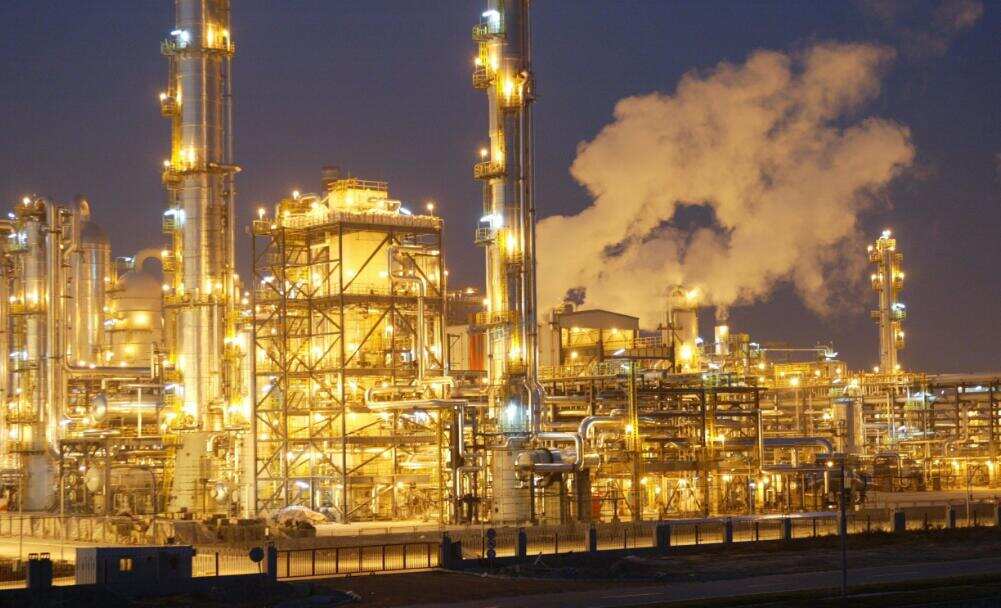 Edge Gateway in Chemical Industry Production Line: Data Collection, Analysis, and Calculation