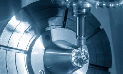 Edge Gateways: Steigerung der Effizienz der Datenverarbeitung in der Hochpräzisionsbearbeitung und -fertigung