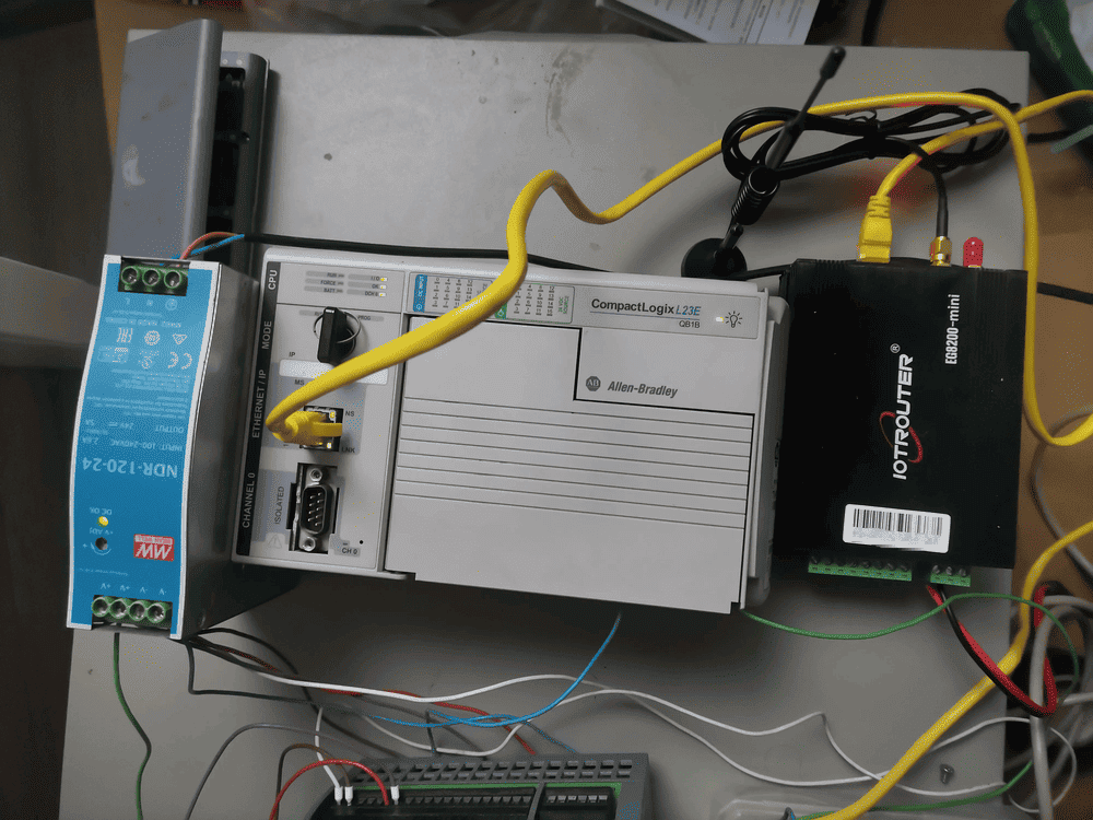 Edge Computing PLC Gateway with Node-RED 14 Interface_with_AB_PLC_via_EtherNetIP_protocol01